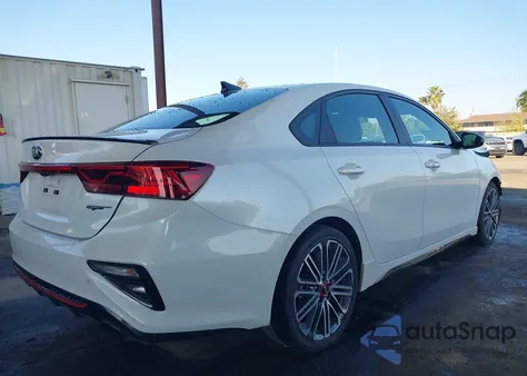 2021 Kia Forte Gt z USA, uszkodzony, nr VIN 3KPF44AC1ME300500